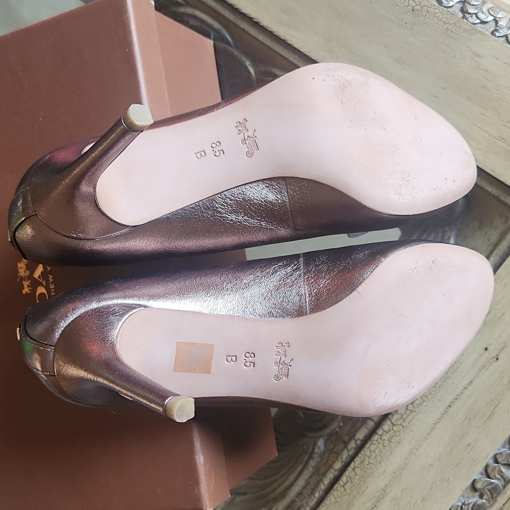 🌷Coach Rosey Bronze Women's Heels - Picture 3 of 10